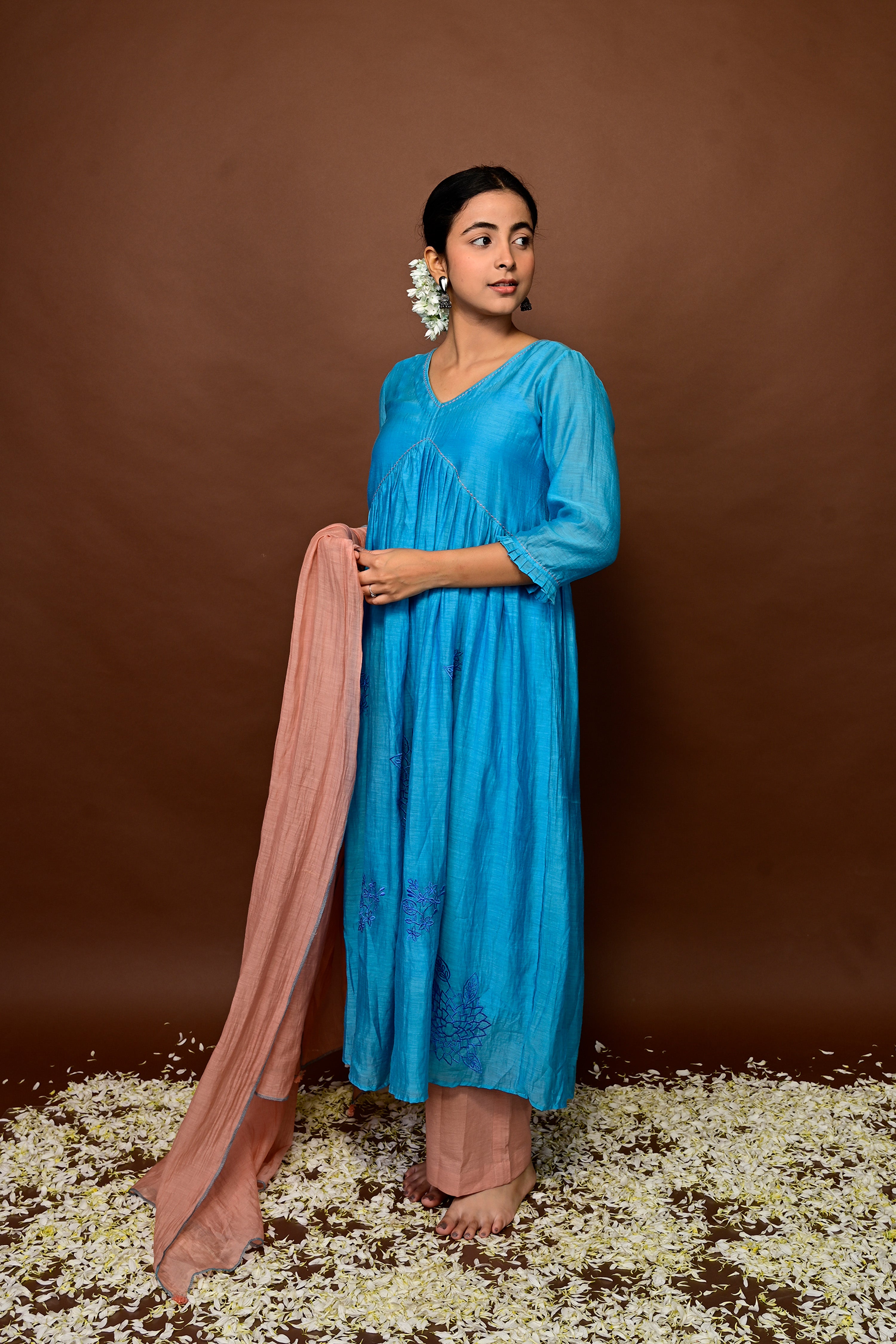 NRUTYA KURTA SET