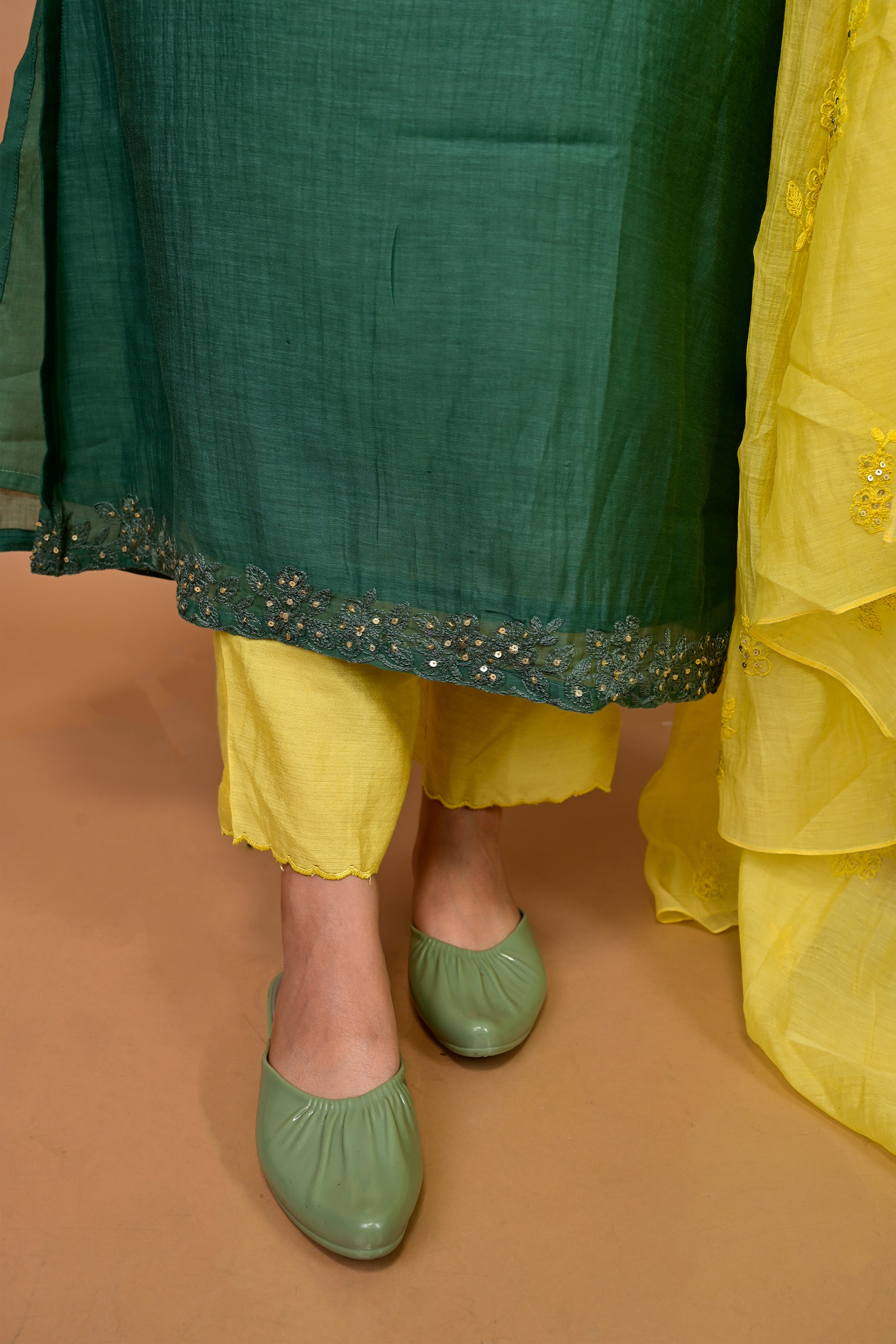 HARIYALI KURTA SET