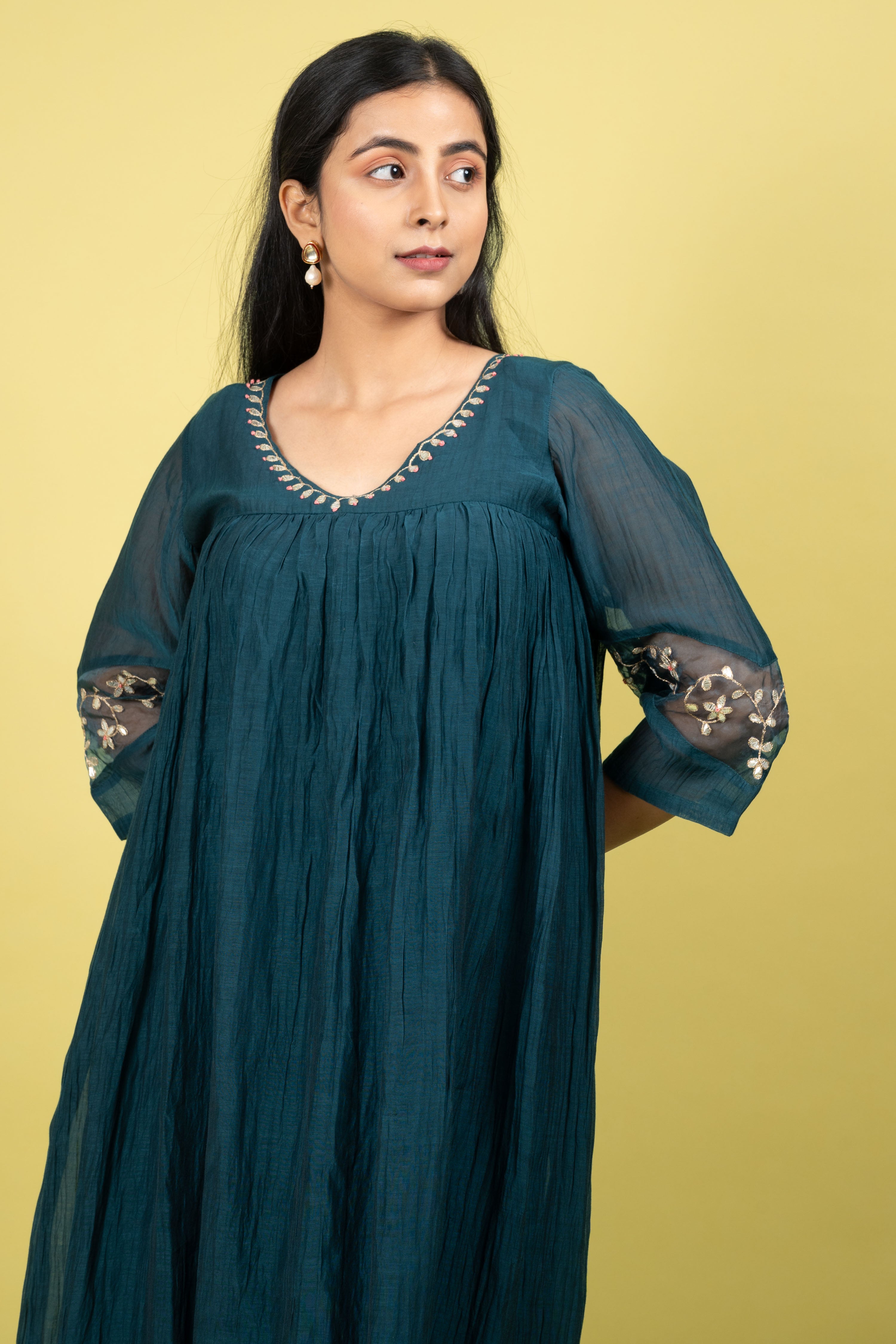 BINDIYA KURTA SET