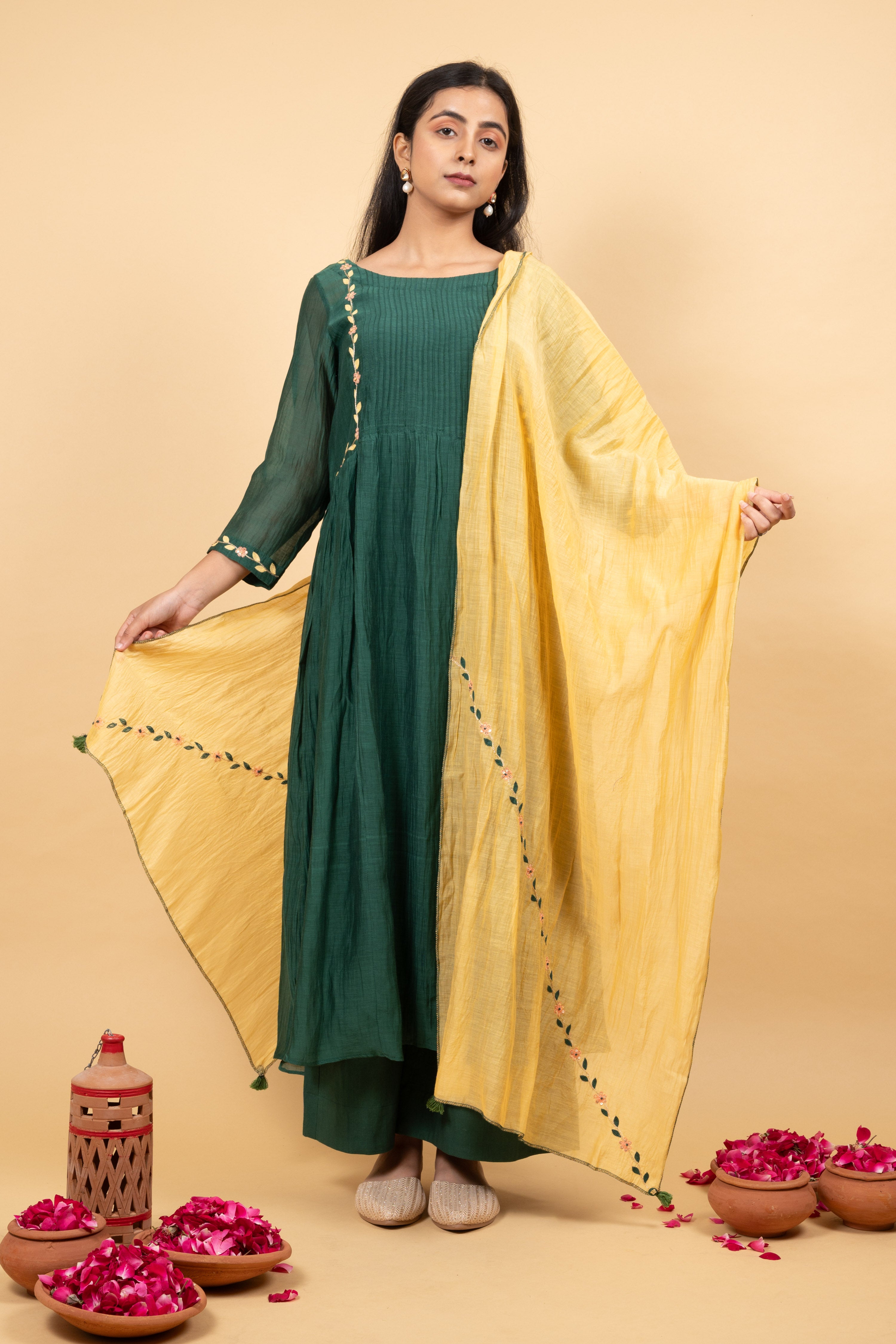 NEELAMBARI KURTA SET