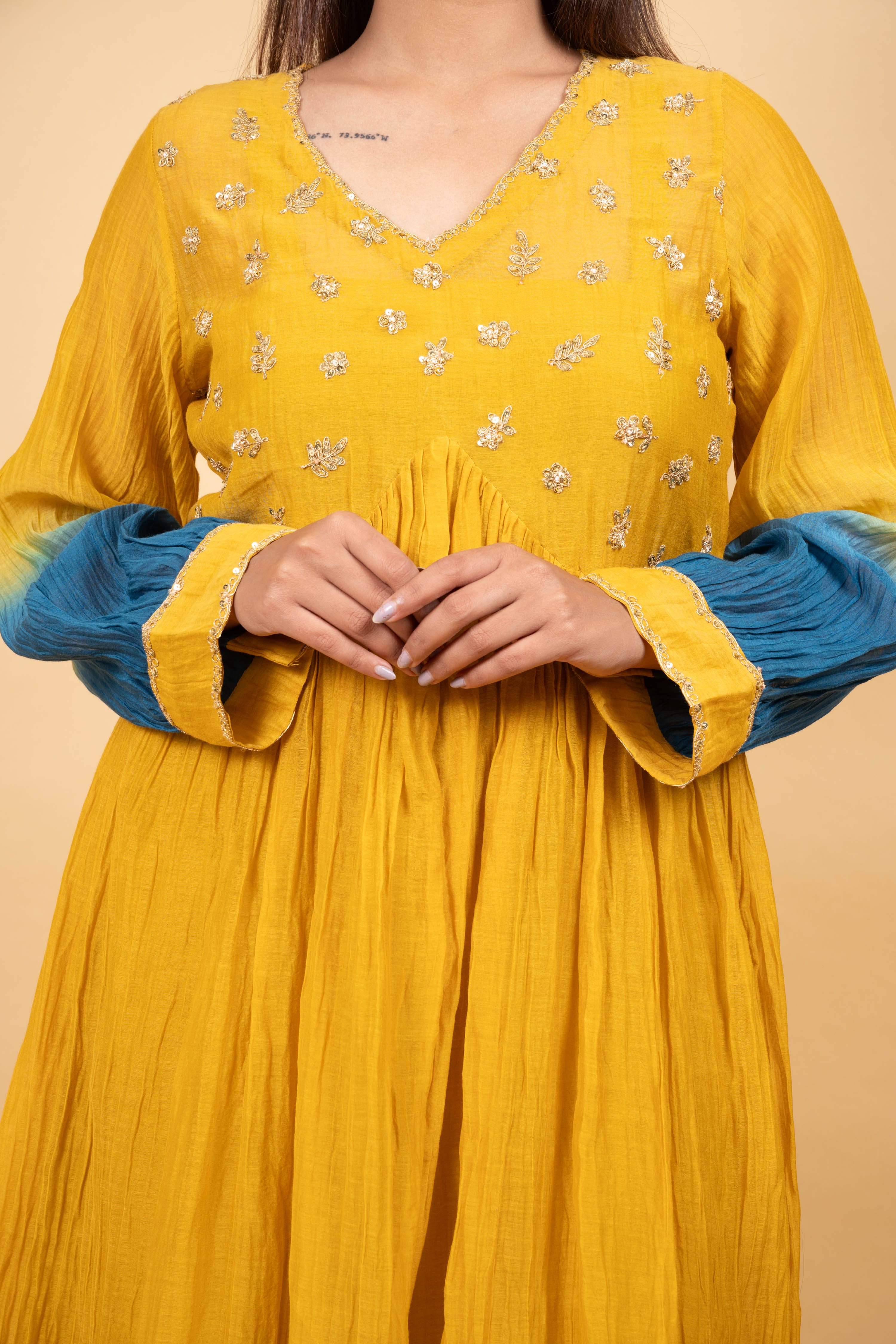 GENDA FUL KURTA SET