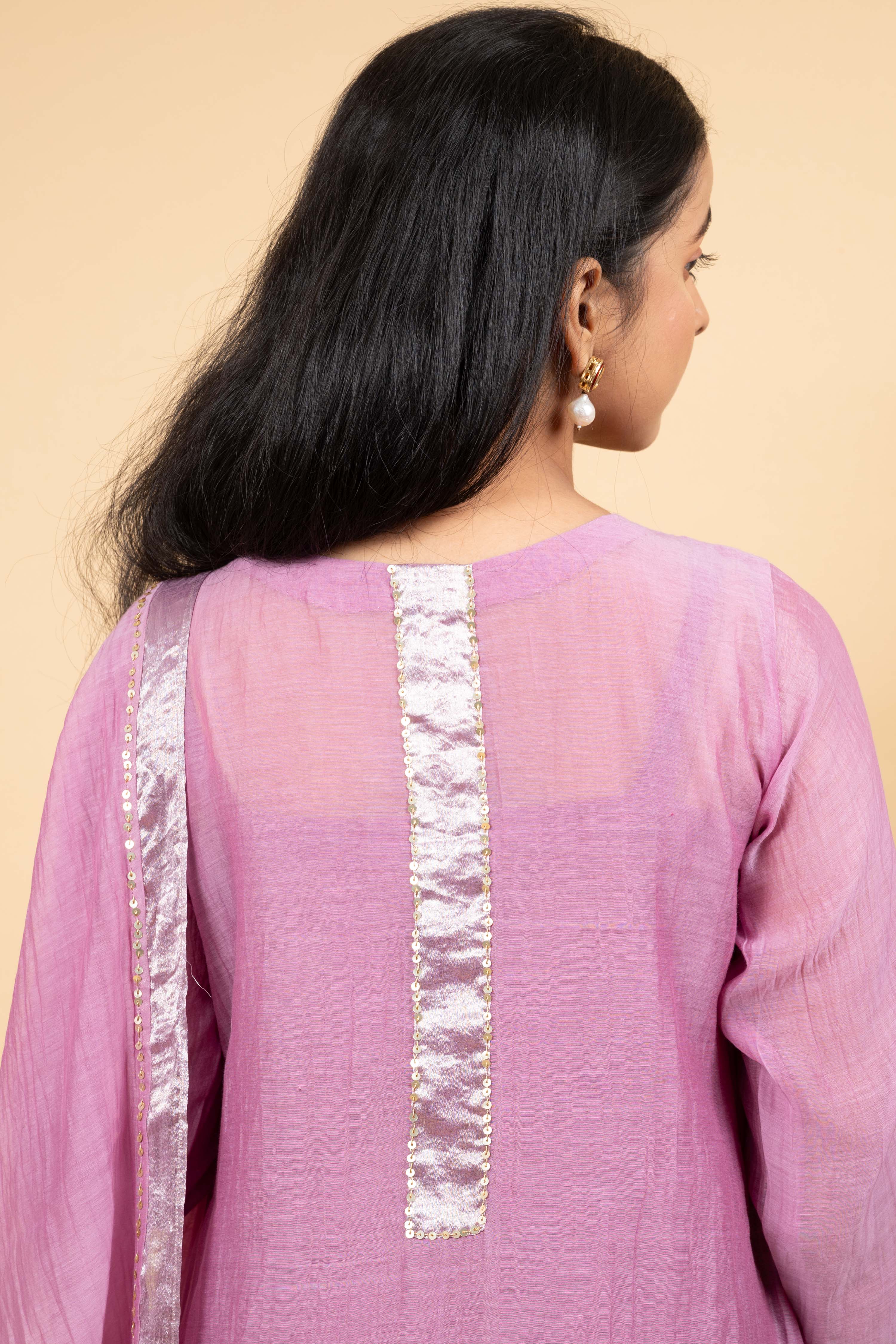 SUNHERI KURTA SET
