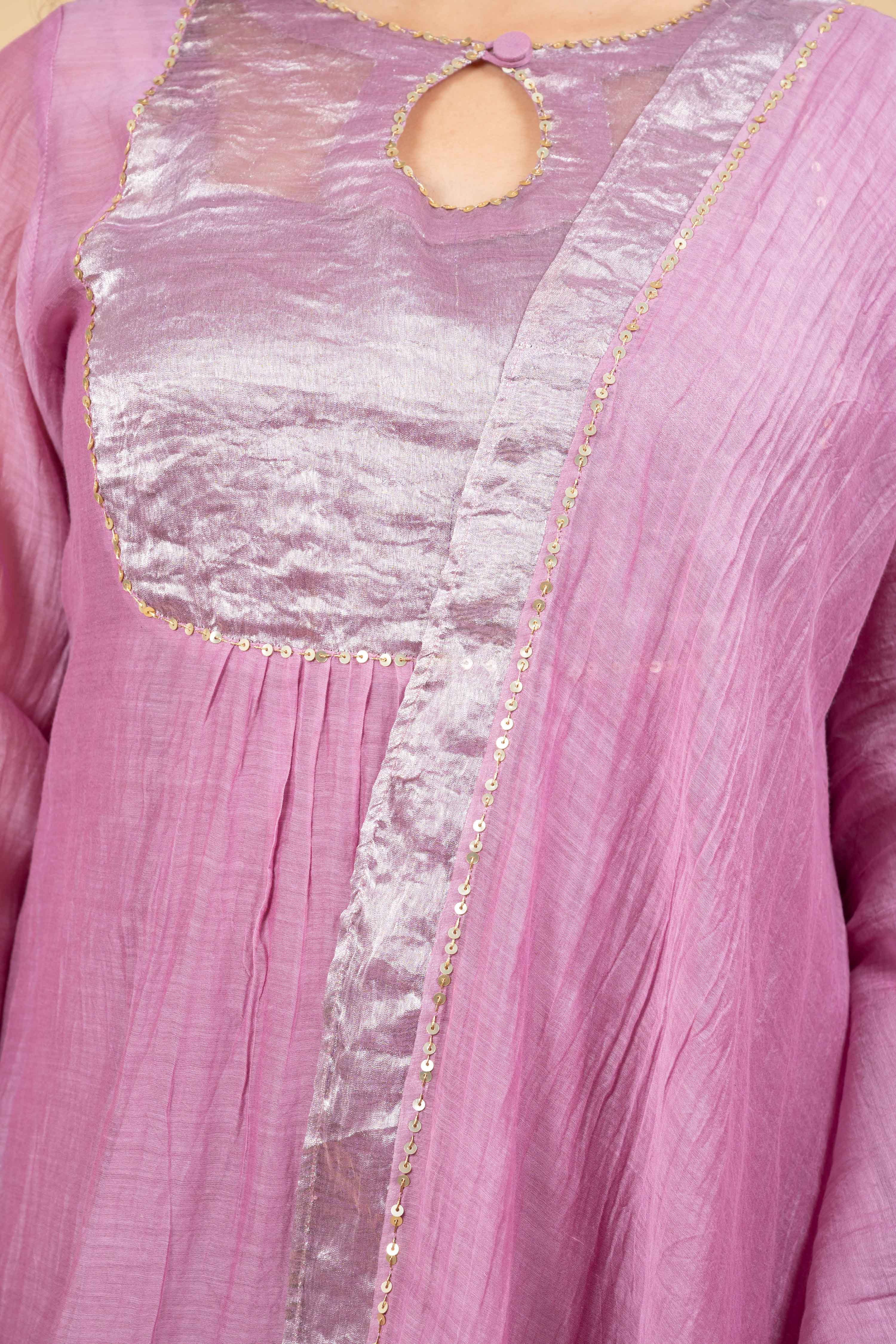 SUNHERI KURTA SET