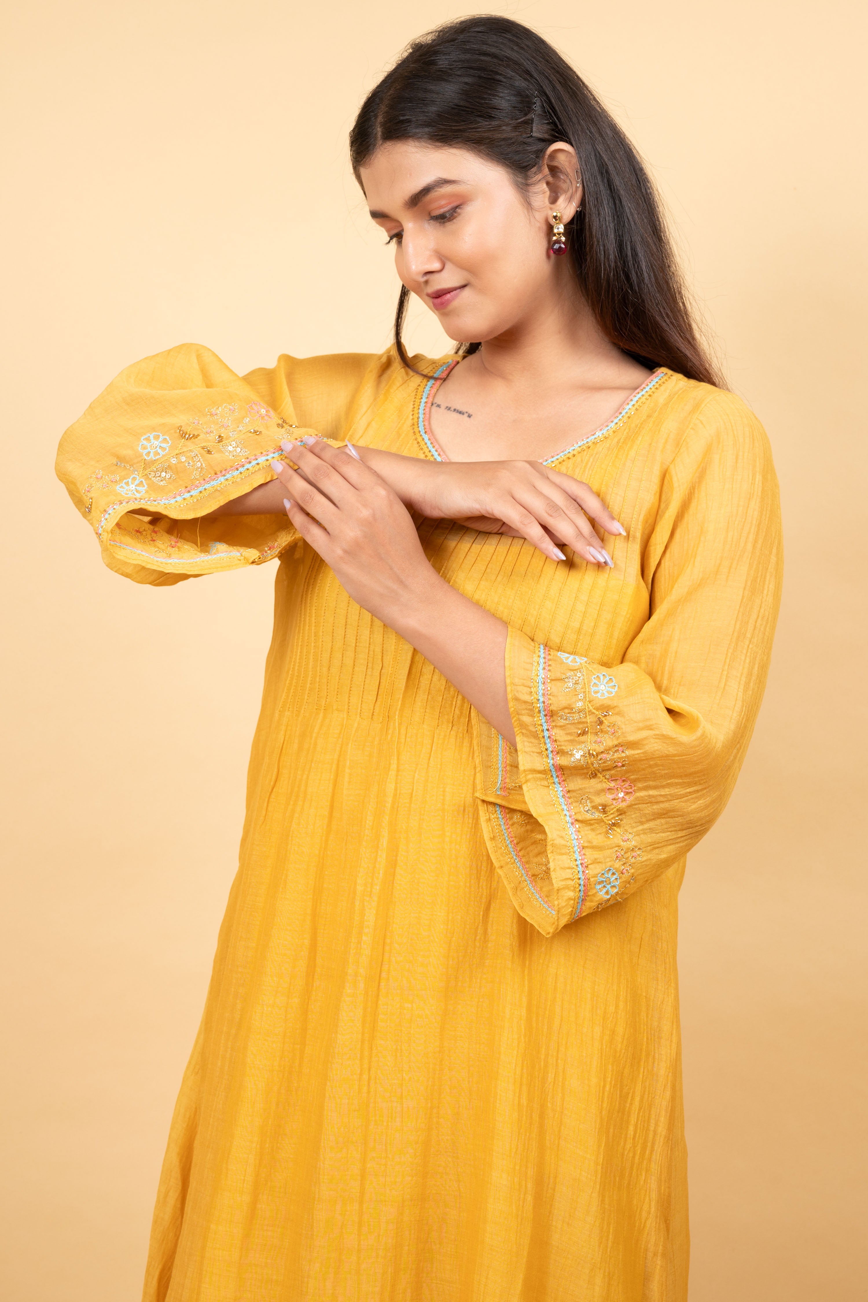 CHANDAN KURTA SET