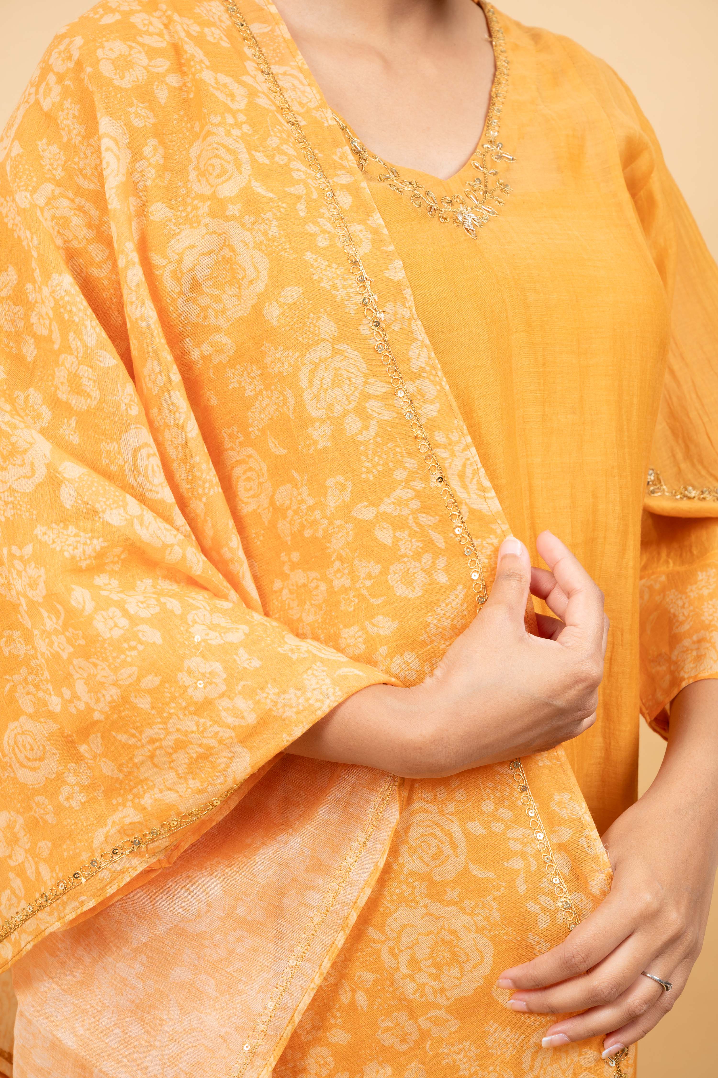 GANGAUR KURTA SET