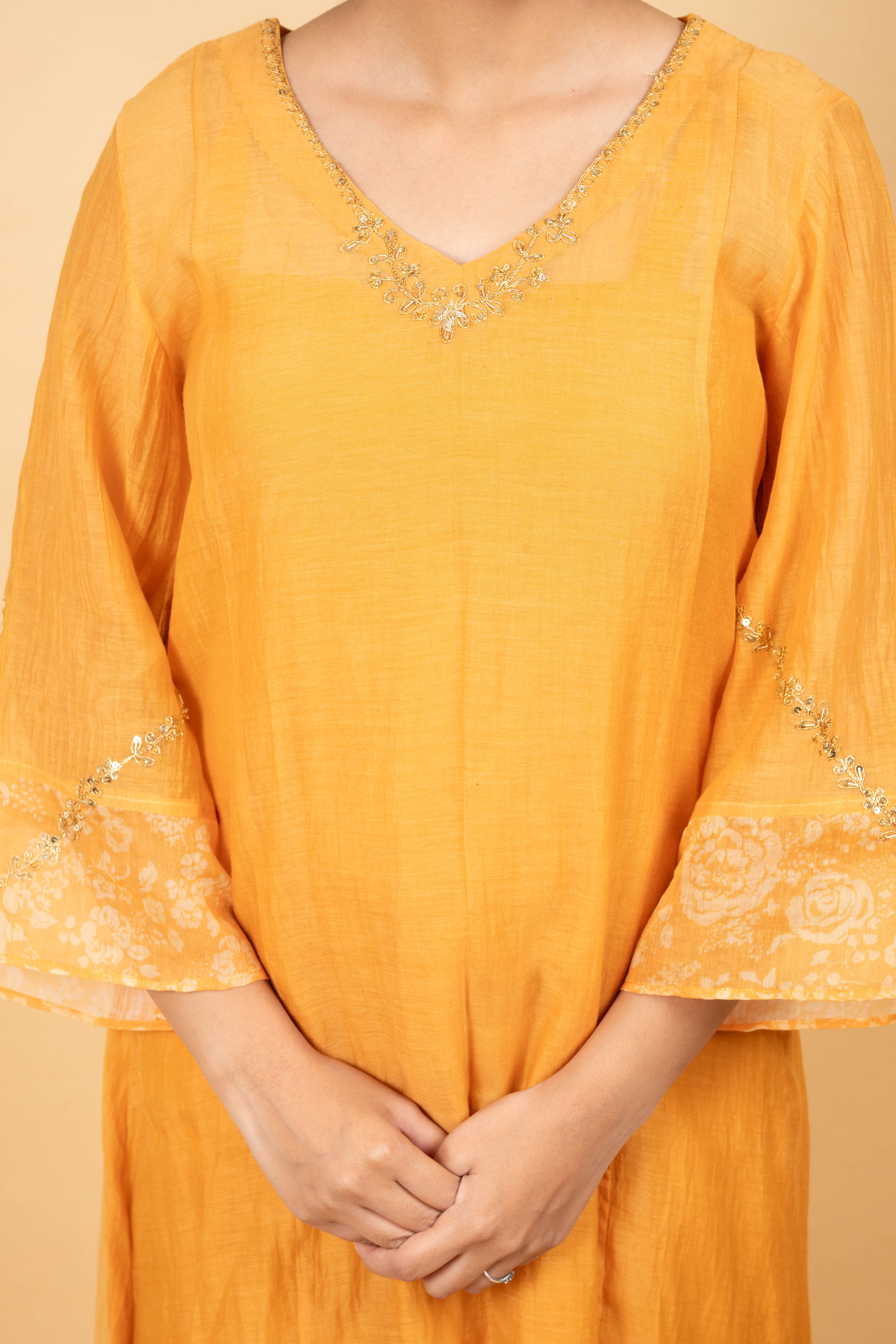 GANGAUR KURTA SET