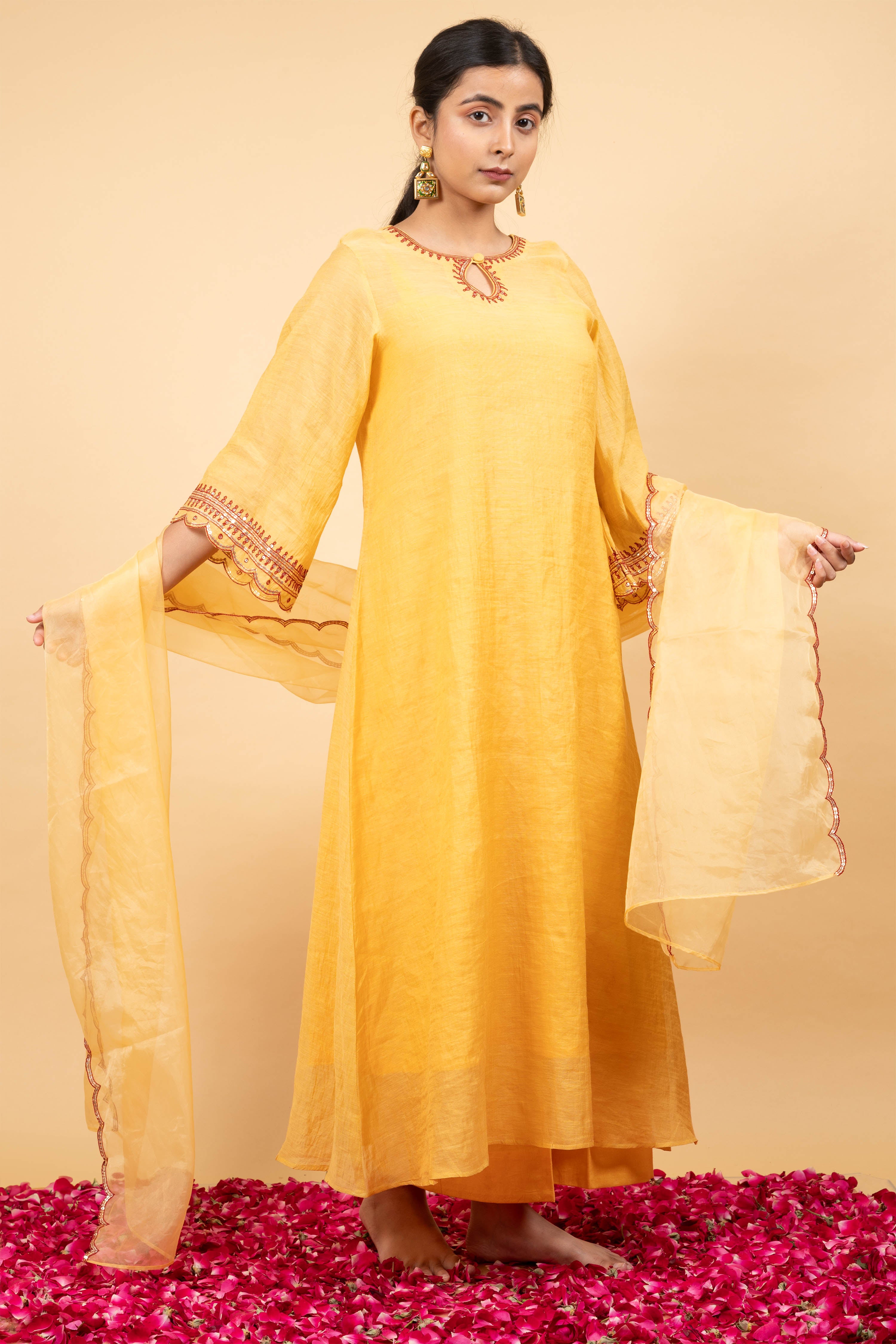 DIVYA KURTA SET