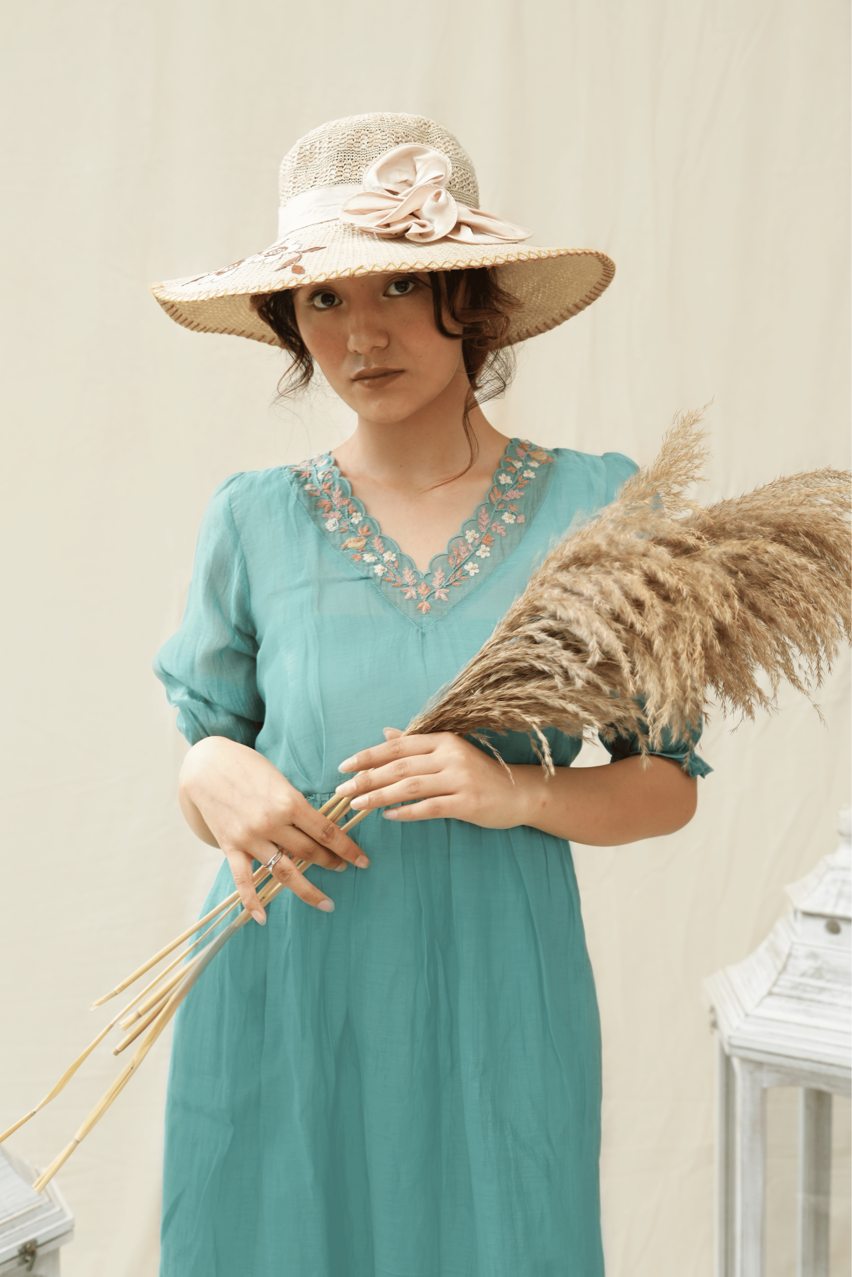 VINTAGE VIGNETTE DRESS