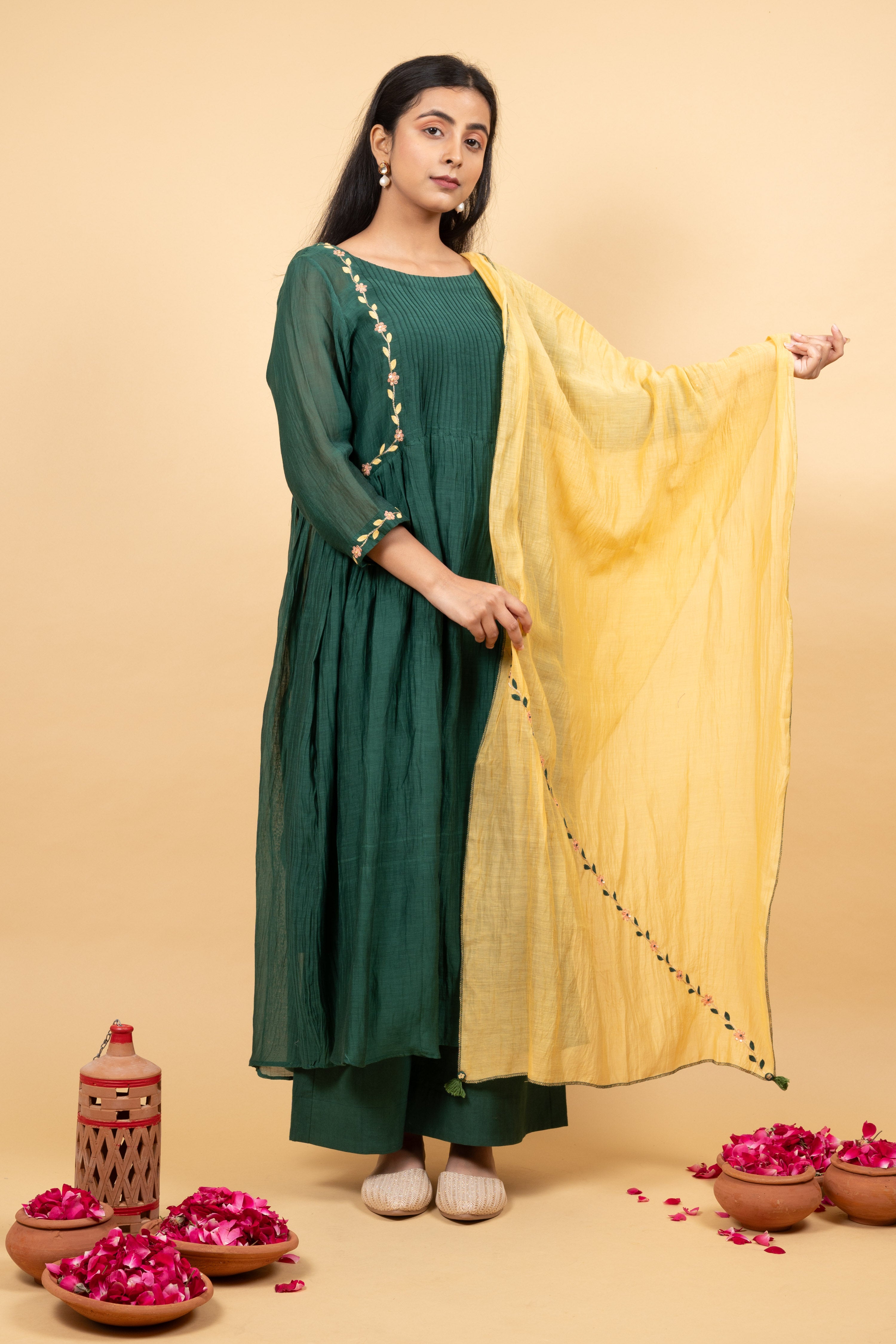 NEELAMBARI KURTA SET