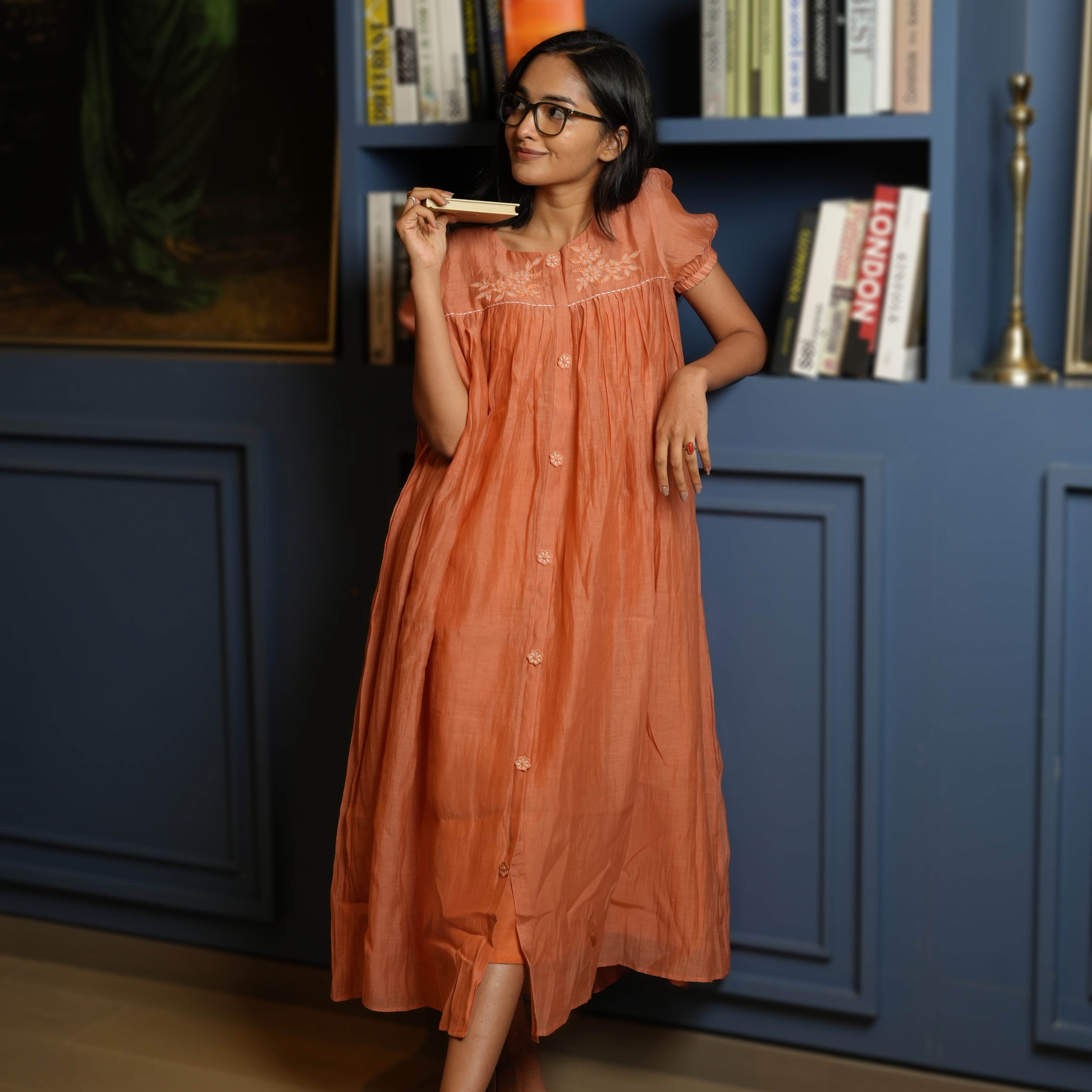 TIMELESS READER DRESS